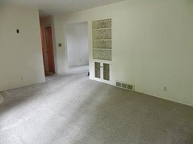 3rd image of 3321 Windingwood Dr