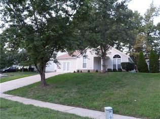 10622 Northwoods Forest Dr, Charlotte, NC