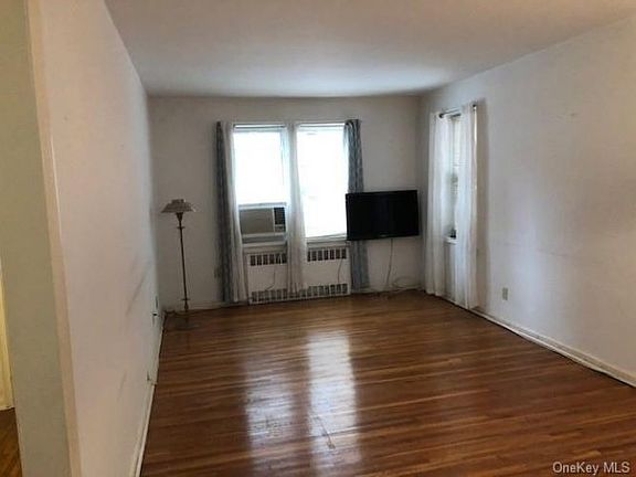 3rd image of 30 Ehrbar Ave APT 209