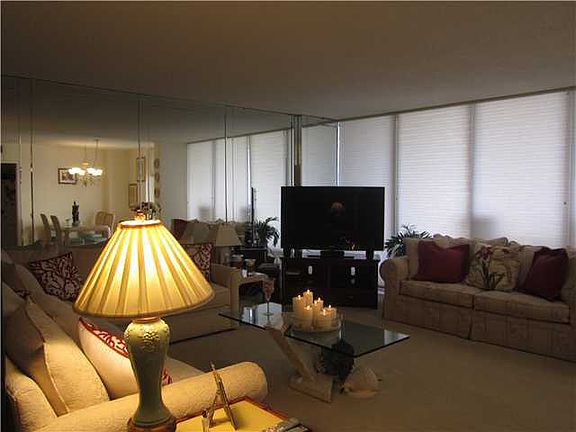 4th image of 4300 N Ocean Blvd APT 17F