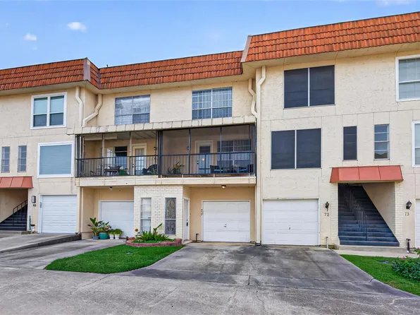 71 Regency Point, Montgomery, TX 77356