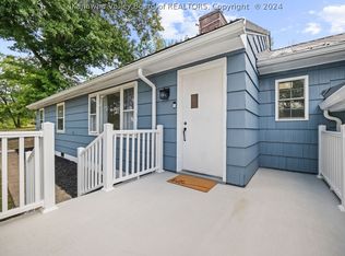 801 Sherwood Rd, Charleston, WV 25314