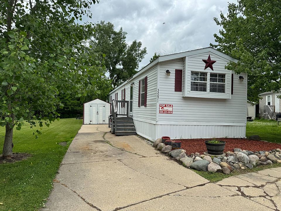 1st image of 32671 Susan Ct