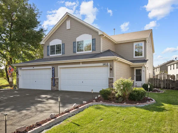 1412 Carlisle Ln, Hampshire, IL 60140