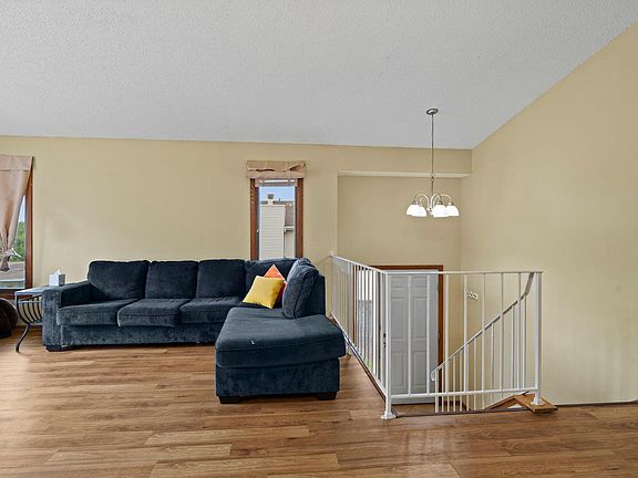 5th image of 5189 Beachside Dr