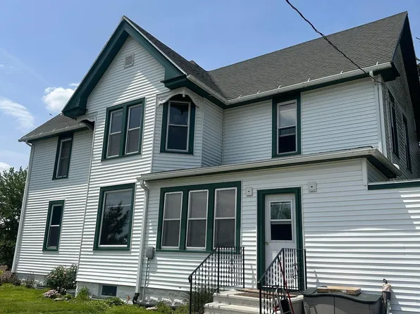 5562 Filmore Rd, Elgin, IA 52141