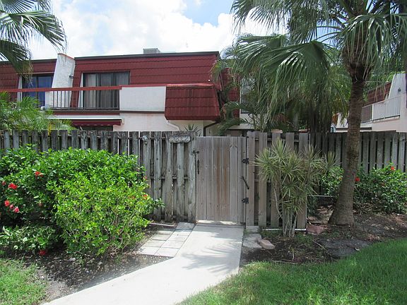 2nd image of 11812 Quail Run Dr