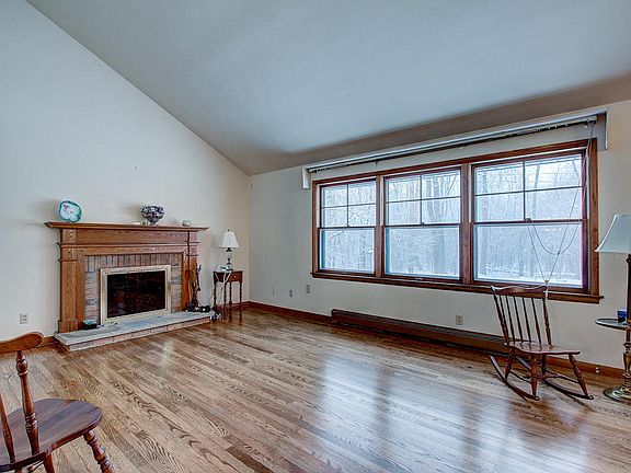 4th image of 21685 W Amor Dr