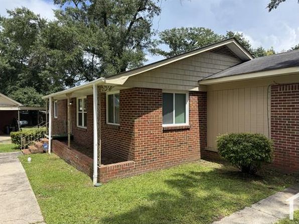 727 E Salvia St