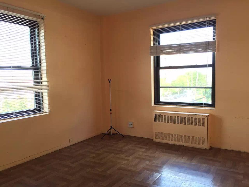 2nd image of 9906 63rd Rd
