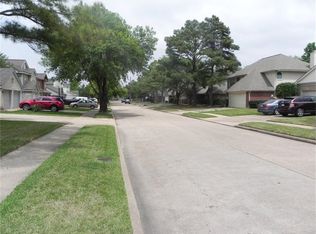 6203 E Willow Bluff Rd, Katy, TX 77449