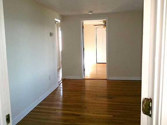 3rd image of 7 Winthrop Shore Dr #2