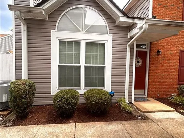1748 Harvest Bend Ct, Virginia Beach, VA 23464