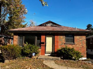 9005 Harold Dr, Saint Louis, MO 63134
