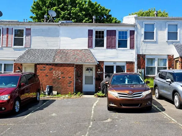 9412 Fairgreen Ln, Philadelphia, PA 19114