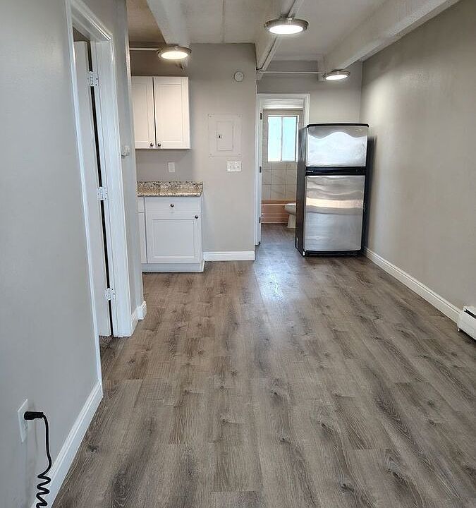 1st image of 1960 Dallas St #402