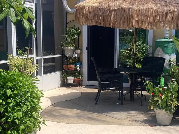 2265 Aaron St, Pt Charlotte, FL 33952