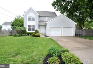 305 Main St, Delran, NJ 08075