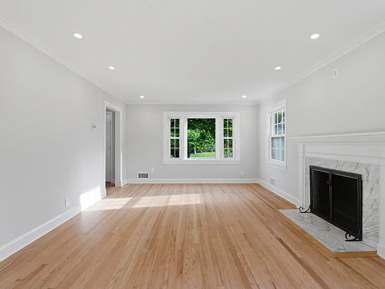 1 Bevan Pl — Photo 20