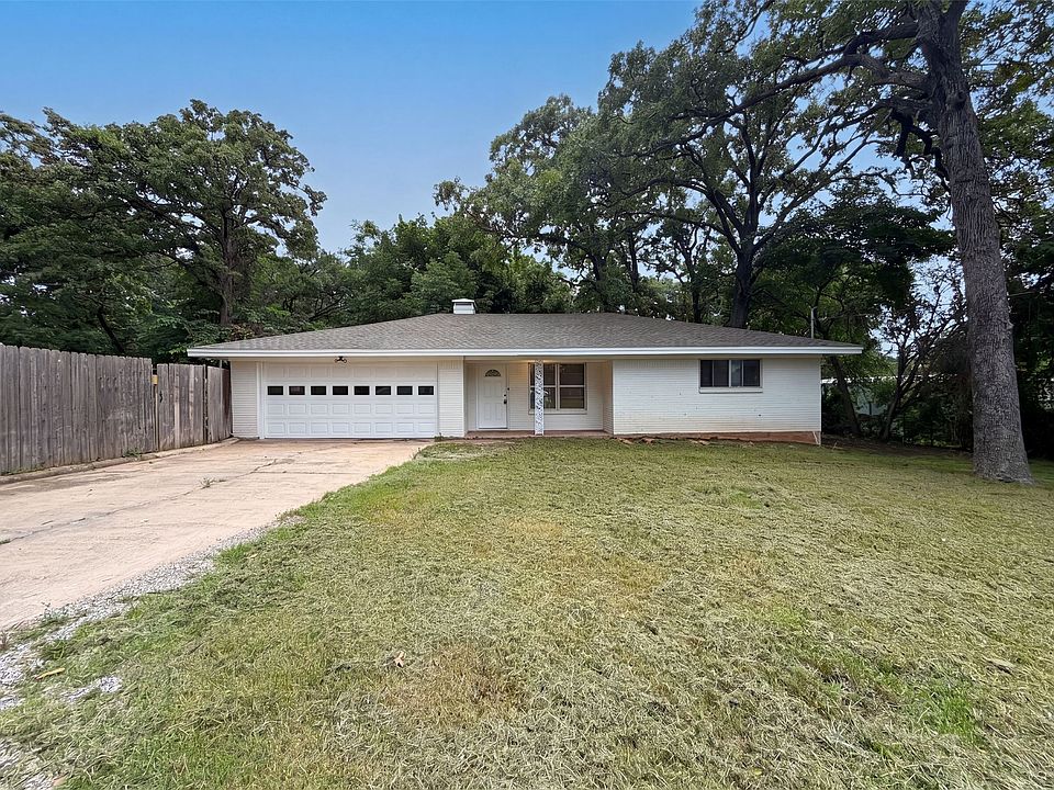 1st image of 437 Denison Dr