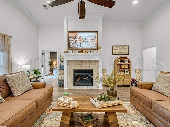 5th image of 321 Frye Cir