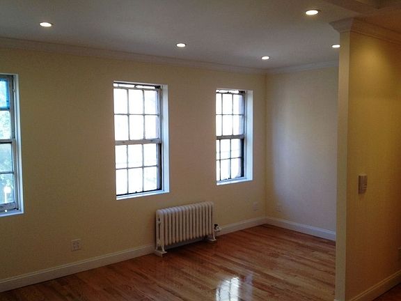 2nd image of 108 Greenwich Ave APT 3D