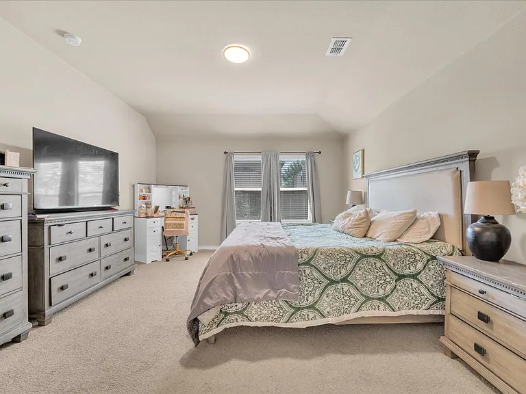 1820 Christopher Creek Dr — Photo 22