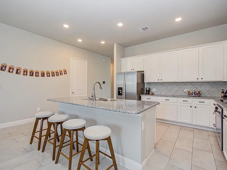 10442 Eastern Bluestar Dr — Photo 17