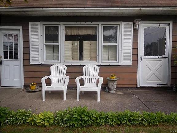 2nd image of 75 Wilden Dr S