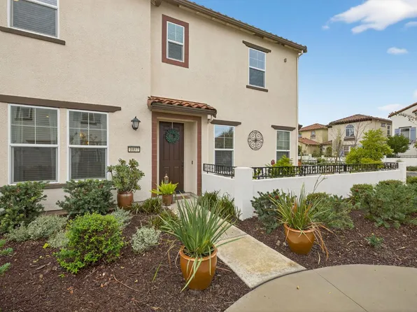 1037 Billington Ln, Roseville, CA 95747