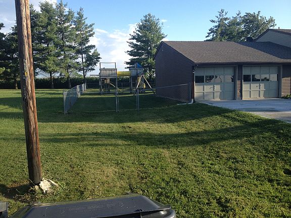 3rd image of 19221 E Park Site Dr