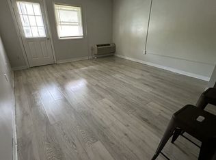 52 Westfield St #5, West Springfield, MA 01089