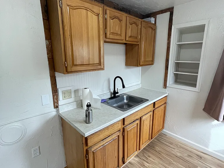 708 B St — Photo 45