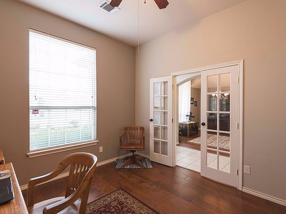 5th image of 3018 Claybrook Dr