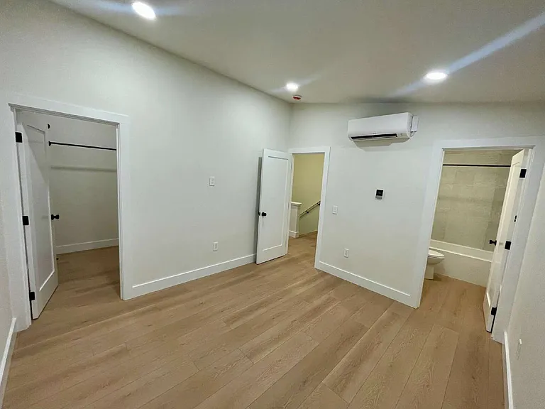 2914 Harris Aly — Photo 10