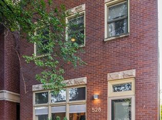 528 N Hermitage Ave #1, Chicago, IL 60622