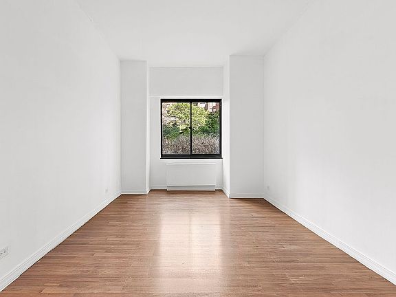 2nd image of 377 Rector Pl APT 1D