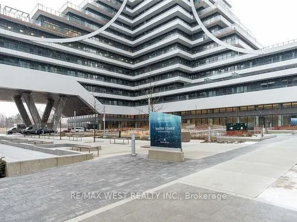 30 Shore Breeze Dr #5111, Toronto, ON M8V 0J1