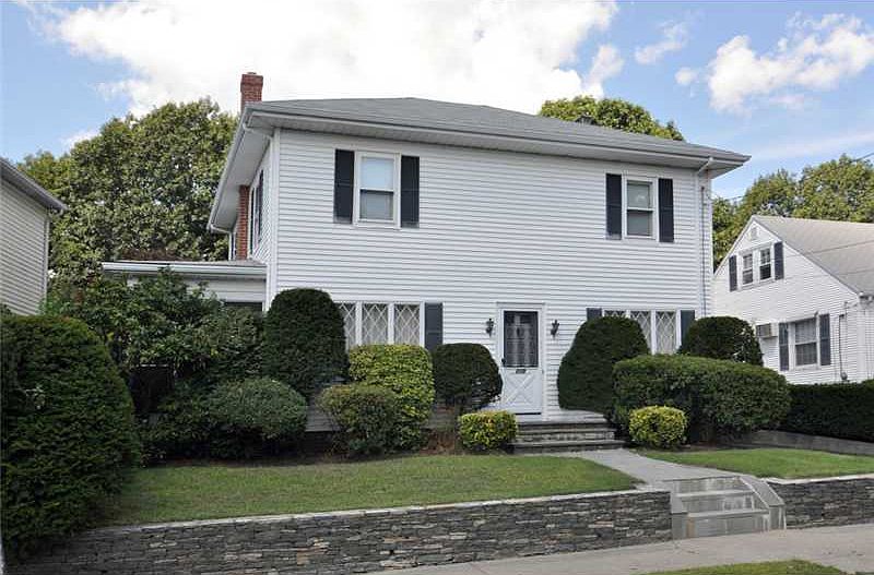 1st image of 219 Knollwood Ave