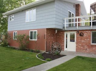 209 S Avis St, Absarokee, MT 59001