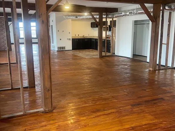 Cedar Park Lofts, 2007 S Ervay St Suite 200, Dallas, TX 75215
