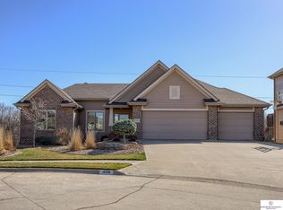 4716 Lockbourne Ave, Papillion, NE 68133