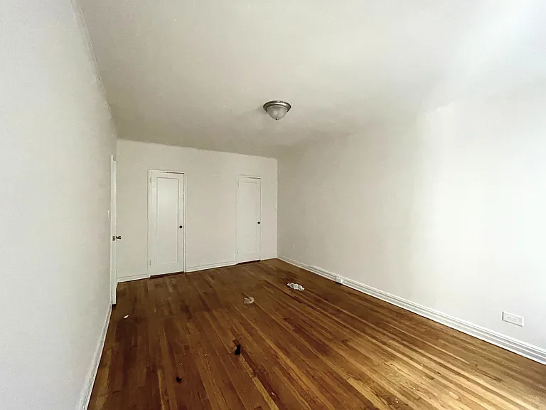 919 Park Pl #2K — Photo 7