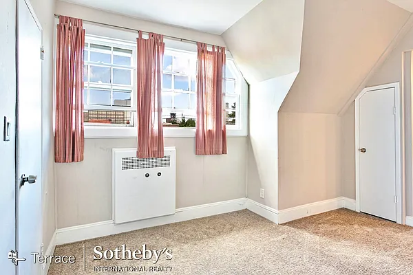Rented by Terrace Sotheby's International Realty | media 4