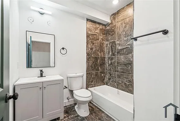 4163 Mantua Ave #3 — Photo 8
