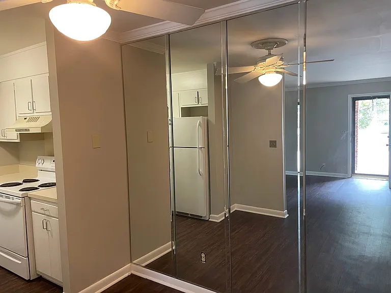 2727 Highland Ave S #108 — Photo 10