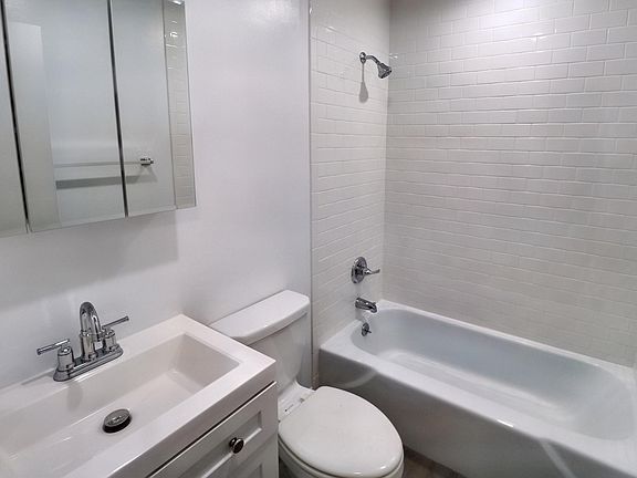 5th image of 14 Church St APT E