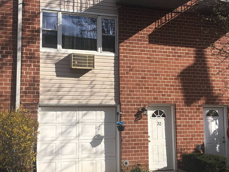 1st image of 32 Francine Ln #A