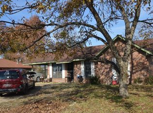 121 N Davis Cir, Indianola, MS 38751