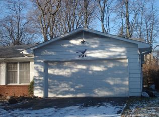 2315 Country Squire Ln, Toledo, OH 43615